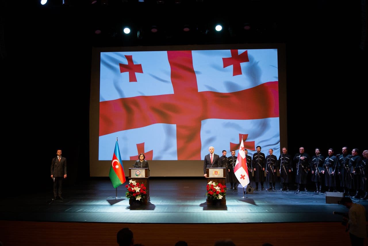 საქართველოს დამოუკიდებლობის დღე ბაქოში საზეიმო ღონისძიებებით აღინიშნა